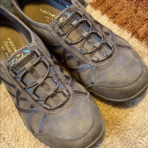 Skechers Taupe Relaxed Fit Memory Foam Slip-on Sneakers